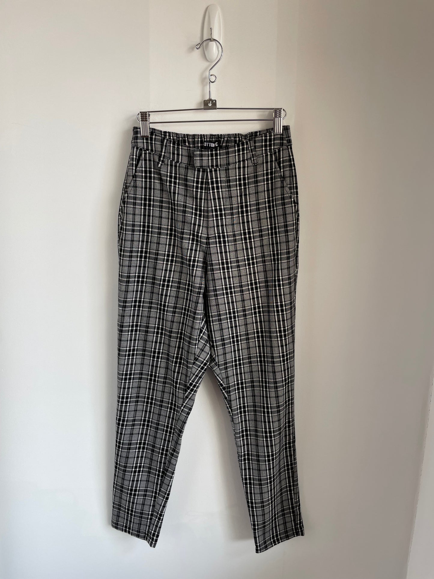 Hot Topic Plaid Dress Pants – Curated Consignment Qualicum